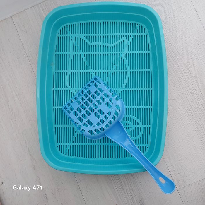 Лоток для кошки продам