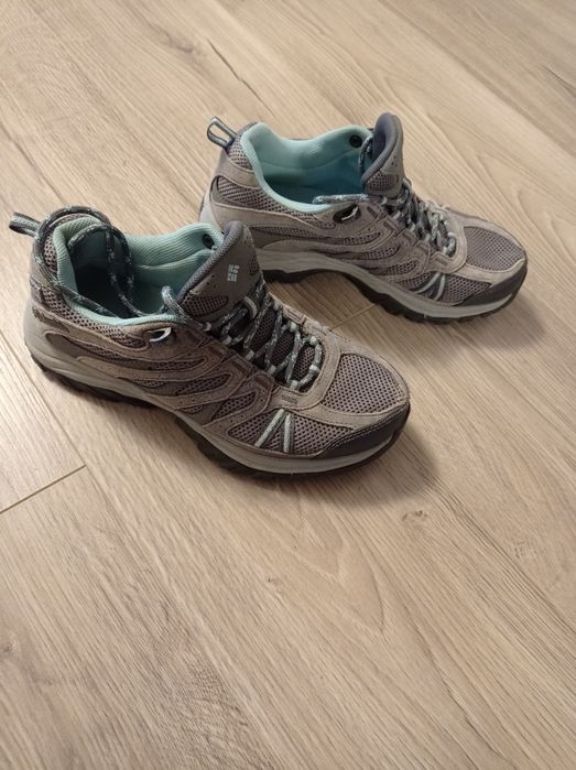 Ghete Bocanci Trekking Columbia dama 37 drumetie munte