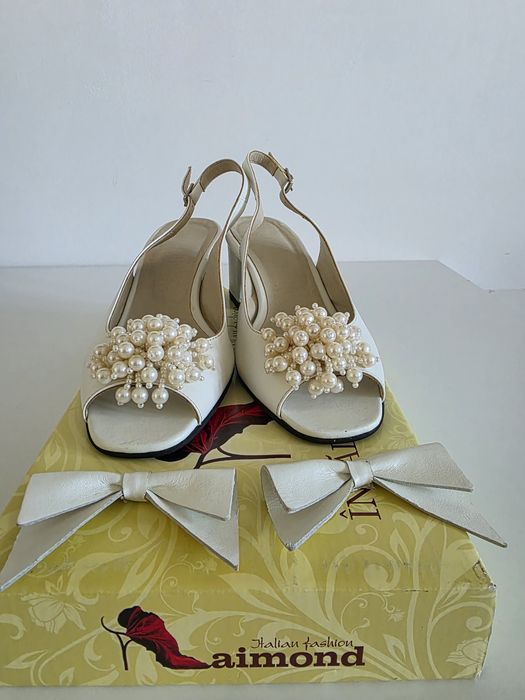 Sandale albe mireasa