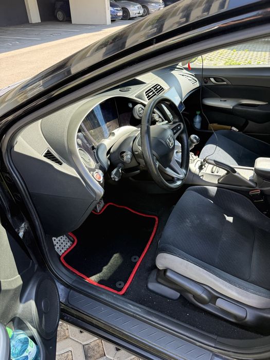 Honda Civic 8 Hatchback