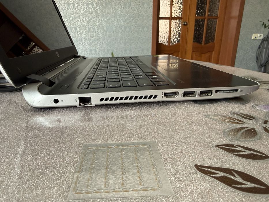 Продается ноутбук HP Pavilion 15