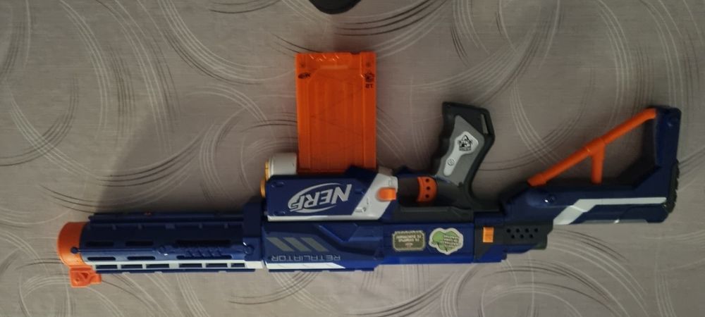 Pusca Nerf semiautomata