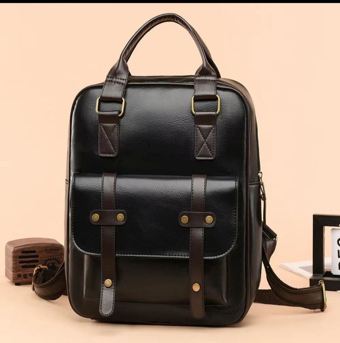 Повседневные Рюкзаки женские мужские по 10 000 за один рюкзак