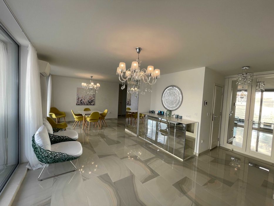 Продава се Тристаен апартамент в с. Равда, Област Бургас - 170 кв.м за 2177 €/кв.м - Снимка #1