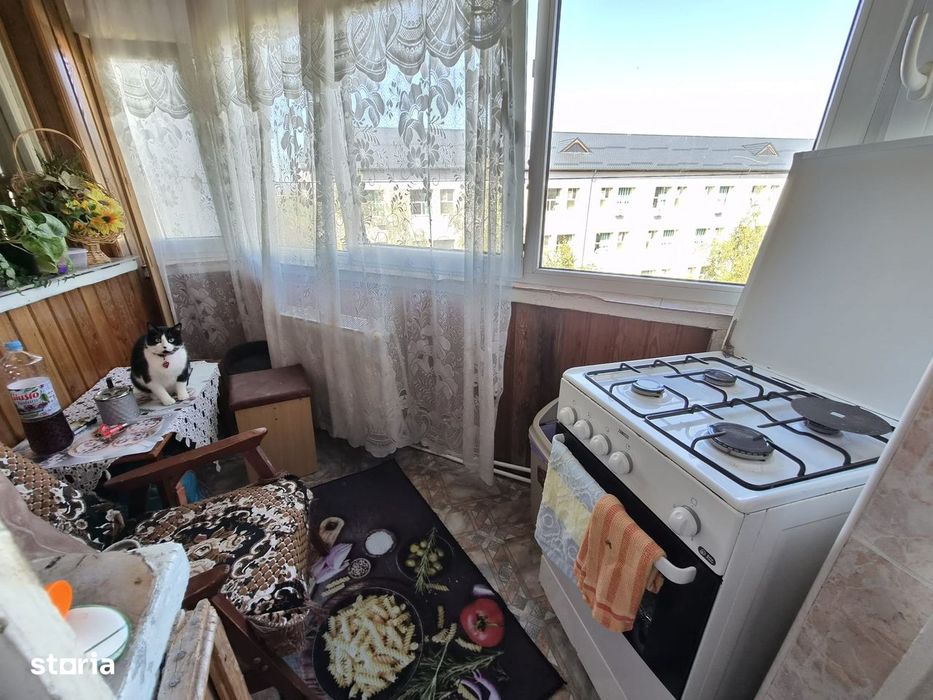 Decomandat 2  camere  langa PTTR