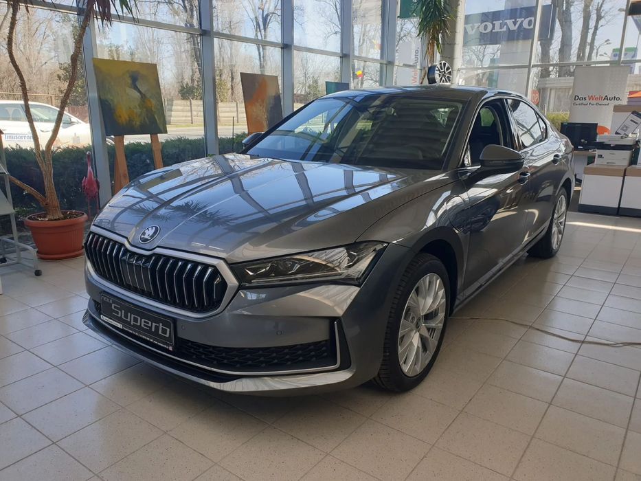 Skoda Superb Auto nou, stare perfecta, baterie electrica la 100% capacitate