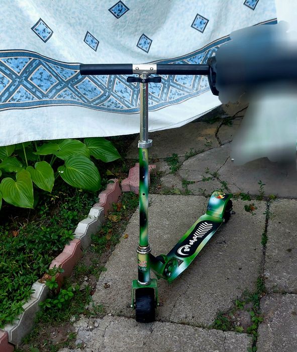 Самокат         .