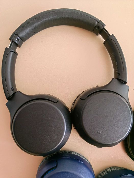 Casti Bluetooth de calitate Sony, Bose - pret separat in descriere