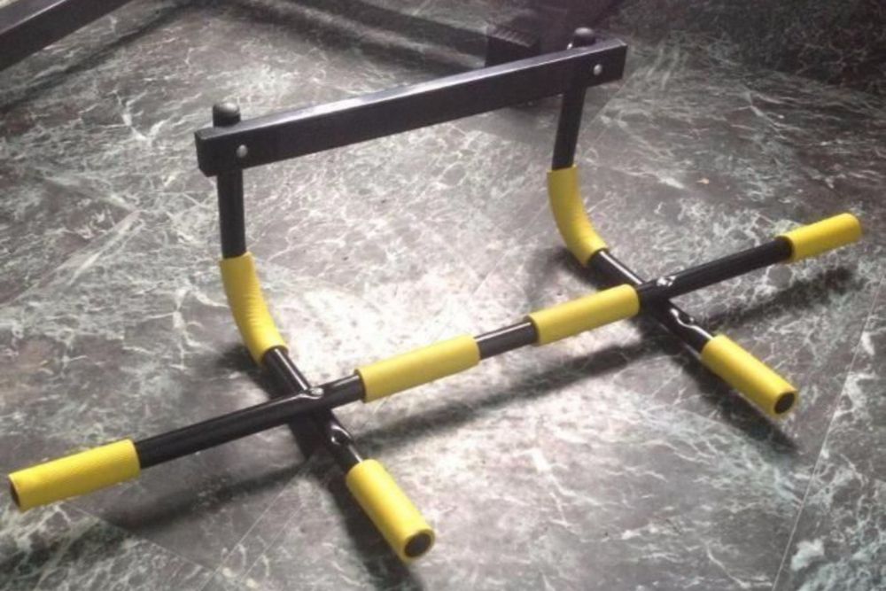 Продам дверной турник