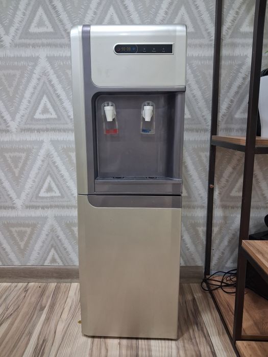 Диспенсер для воды