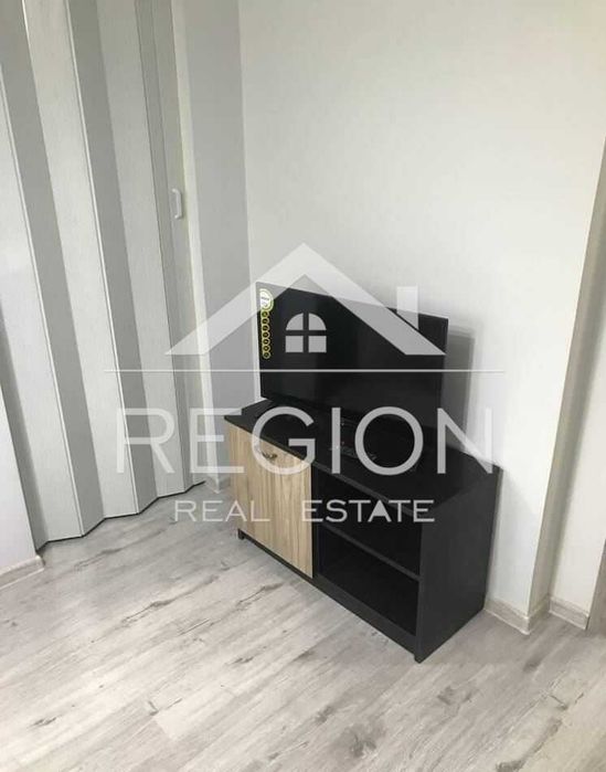 Дава се под наем Тристаен апартамент в Варна, ВИНС - 75 кв.м за 765 € - Снимка #2