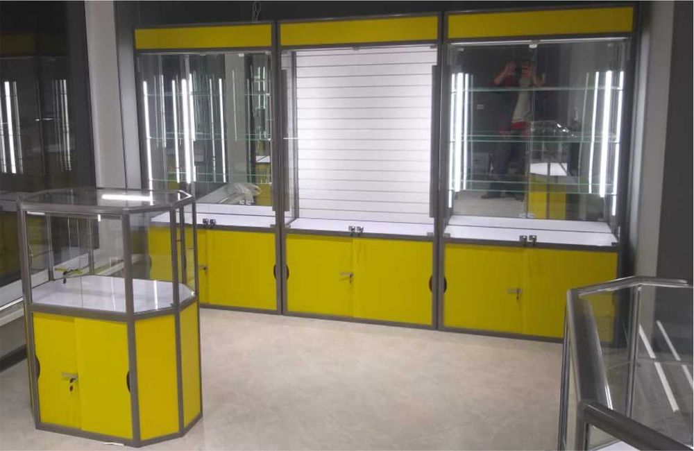 Витрина торговая из профиля и стекла, Акция,прилавки,для магазина asvi