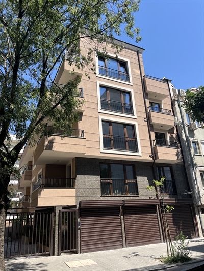 Продавам 3-стаен С Акт 16, Оборище