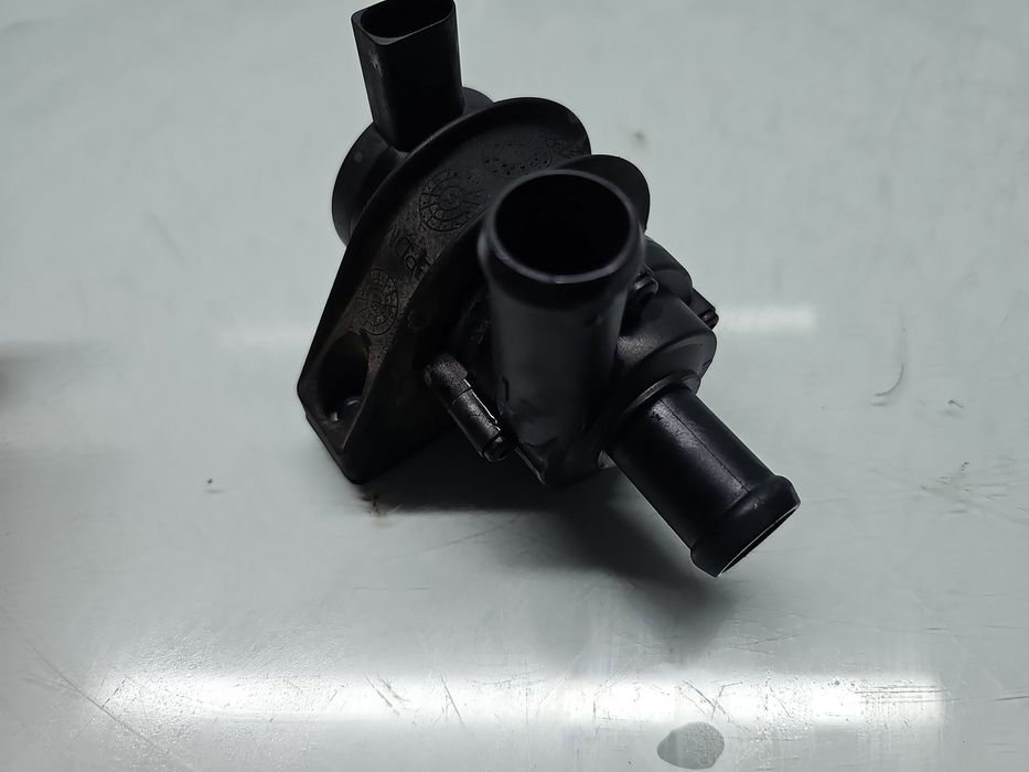 Pompa recirculare apa Skoda Roomster Praktik (5J) [Fabr 2006-2015] 1K0