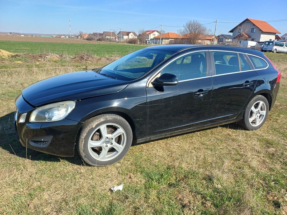 Vand Volvo V60, 2.0litti, 163 cp