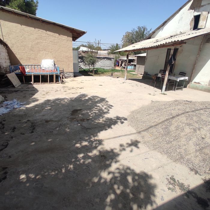 ДЕЩЕВО ! Продается  3,3 сотки 4 комнаты Сергели Узгариш