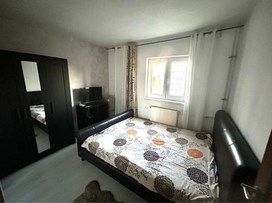 Vând apartament cu 2 camere in oraș Deta