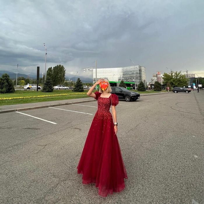 Платье вечернее длинное