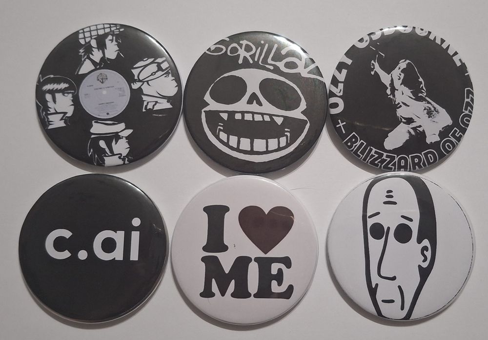 Значки на сумку 58мм