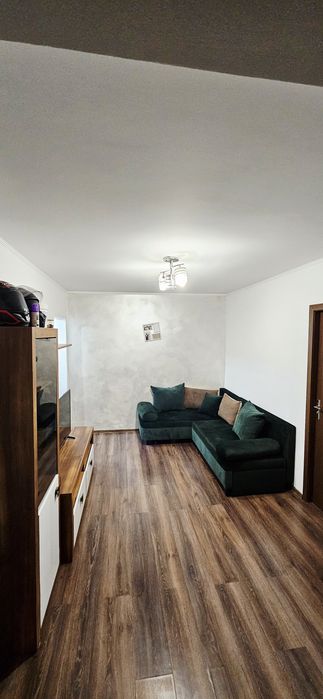 Proprietar. Inchiriez apartament cu 2 camere zona hotel Zodiac