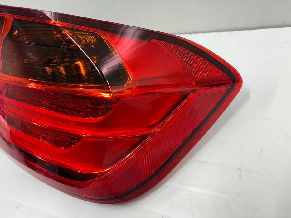 Десен външен стоп БМВ Ф30 Преди фейслифт