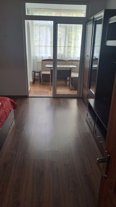 Închiriez garsoniera confort I în Tg-Jiu