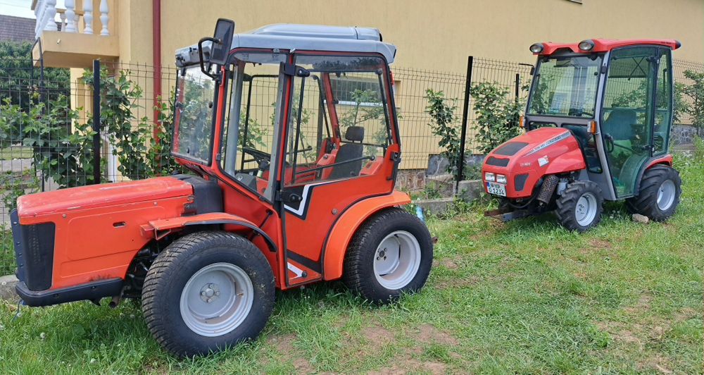Tractor Antonio Carraro Tigretrac 4400 HST sau Valpadana 1330 HST