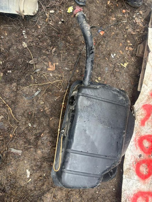 Запчасти на ауди 80