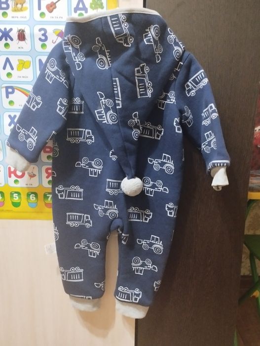 Демисезонный комбинезон размер 80