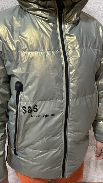 Весеняя куртка для девочки