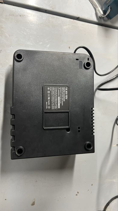 Зарядно за батерии Макита / Makita