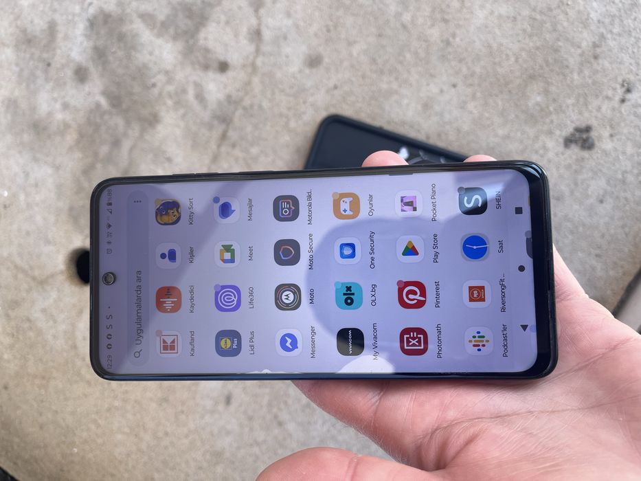 Телефон moto G32 128GB