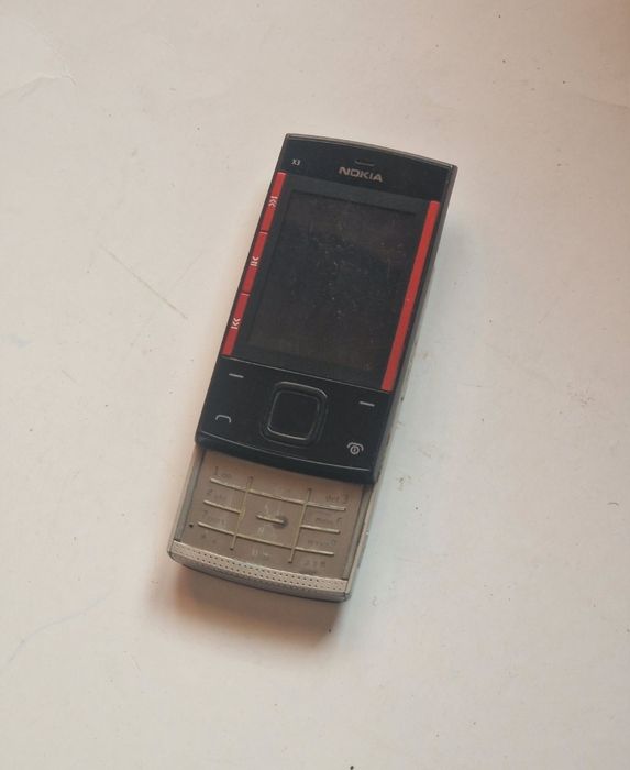 Telefon cu defect
