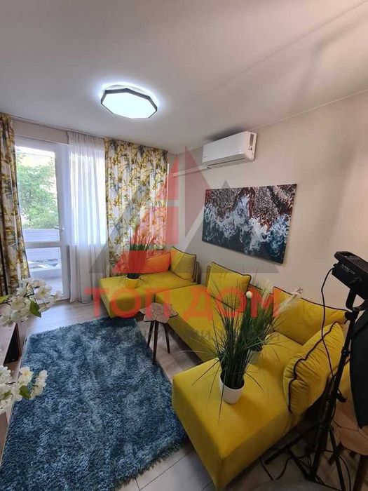 Дава се под наем Тристаен апартамент в Варна, Общината - 110 кв.м за 918 € - Снимка #1