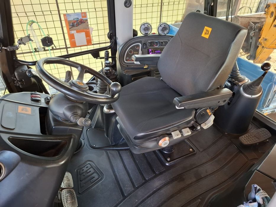 Buldoexcavator Jcb 3cx