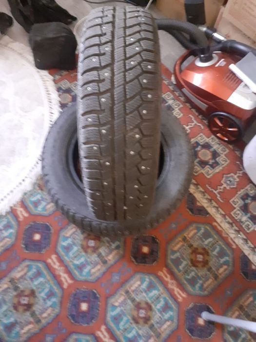 Покрышка Шиповка R14