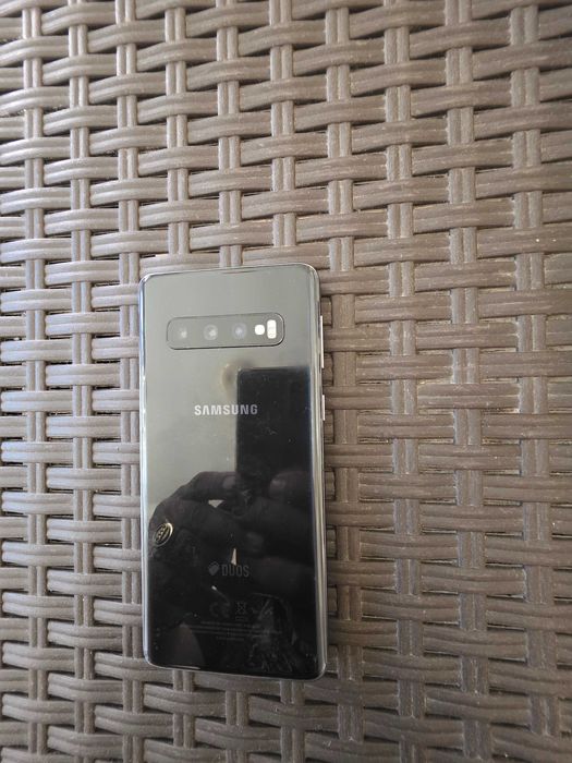 S10  128gb Samsung Galaxy