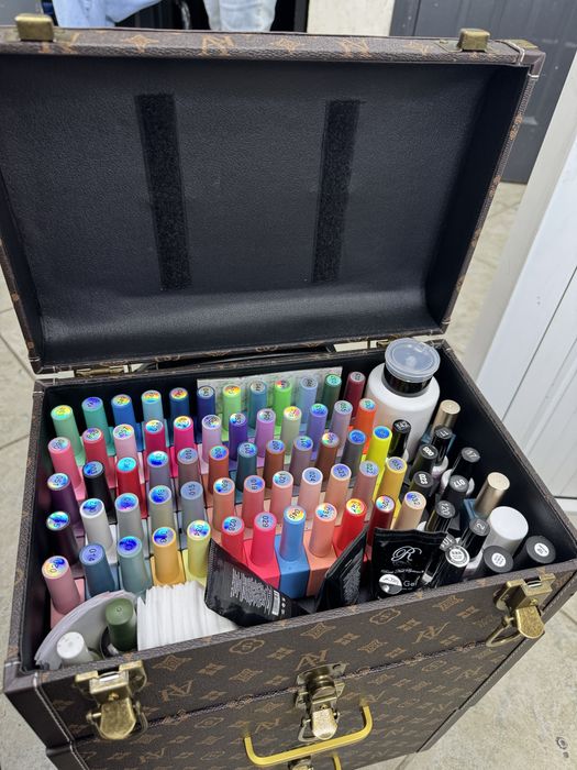 Чемодан для мастера маникюра