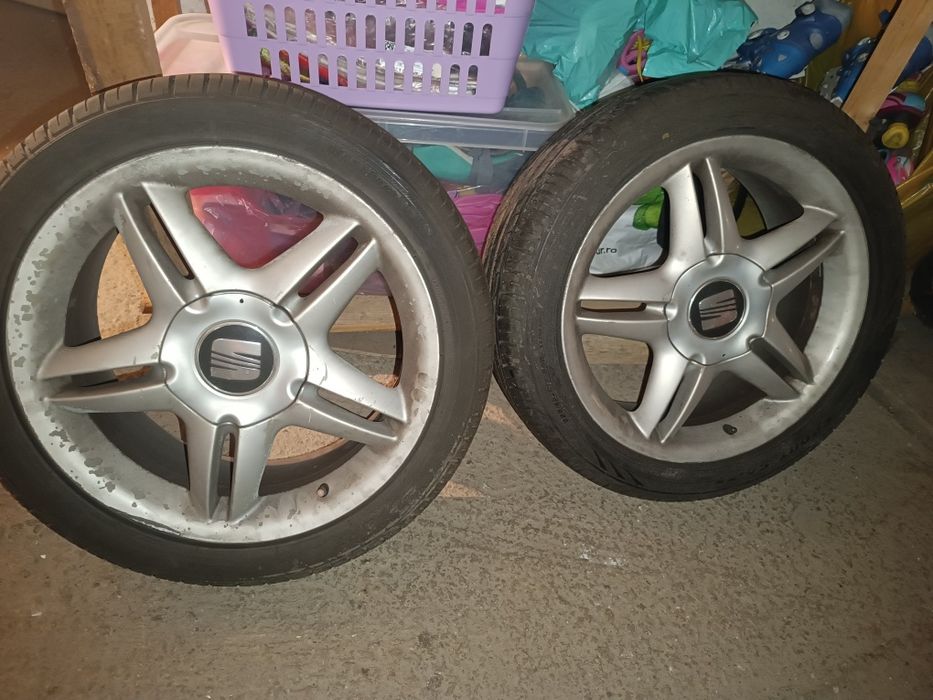 Set Jante Aliaj R17 + Anvelope Vară 225/45 R17 – Stare Foarte Bună