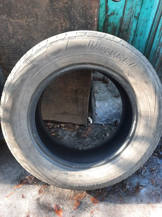 Шины R15 195x65                                                      .