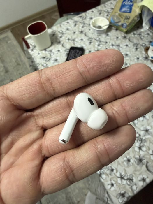 Левый Наушник Air Pods Pro