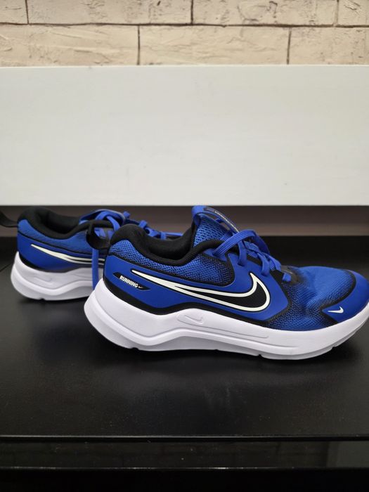 Оригинални маратонки Найк/Nike Cosmicrunner