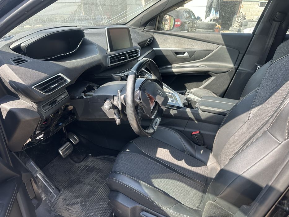 Peugeot 3008 2.0 BlueHDi 180 GTline на части AHW DW10FC