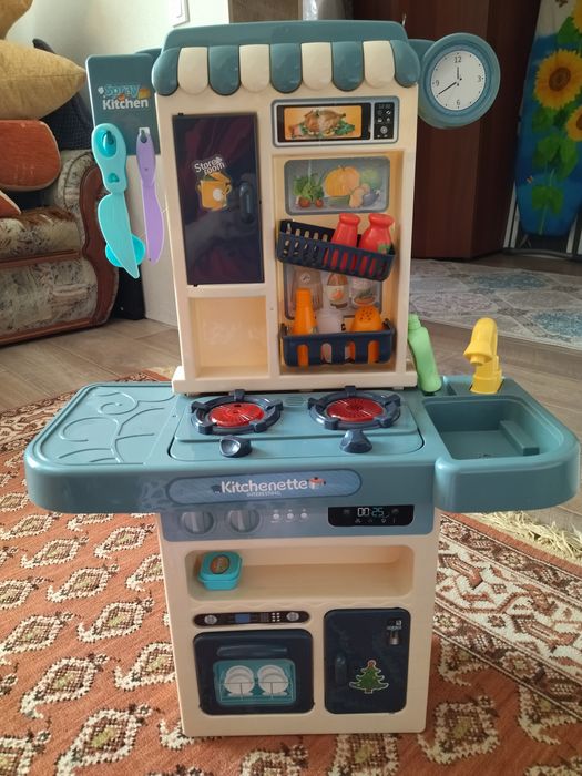 Продаю детскую кухню