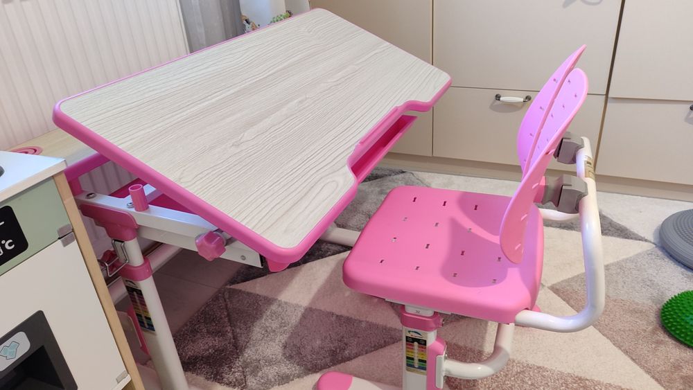 Birou si scaun reglabil copii, ergonimic, Ergovida