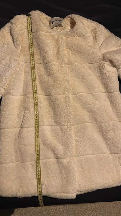 Haina din blana sintetica (Stradivarius) marimea S