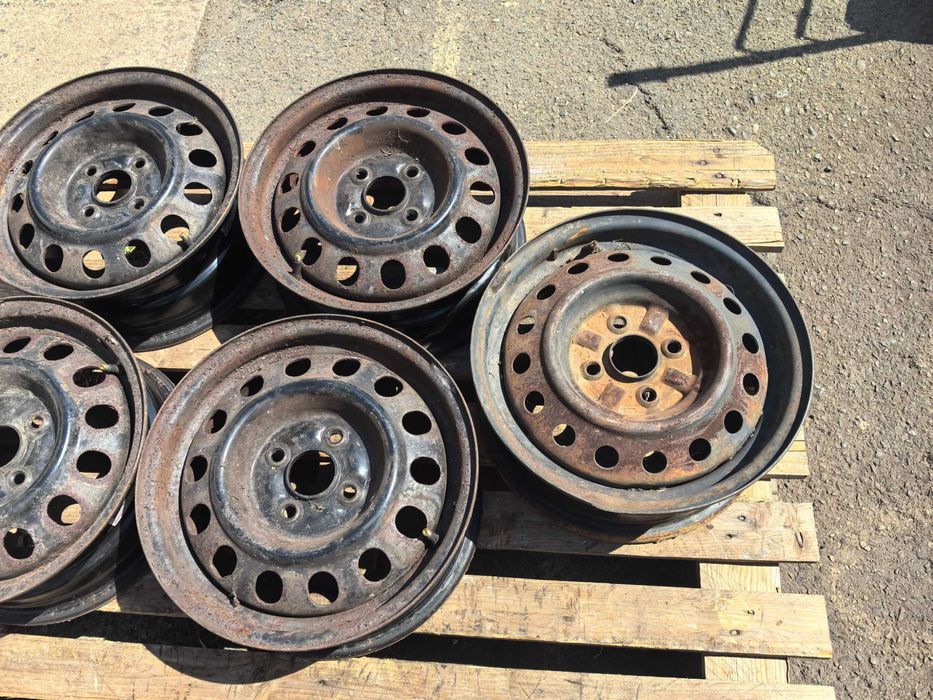 14 цола 4 х 100 мм Тойота / Кия / Мазда и други - 5,5 Инча / ЕТ 45