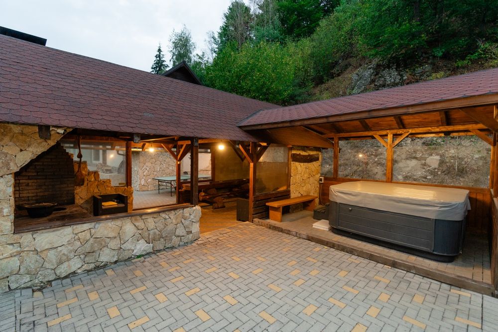 Cabană de închiriat cu jacuzz