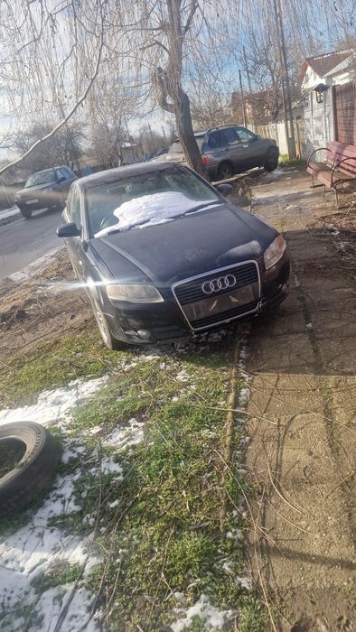 Dezmembrez Audi A4 B7  2,0tdi 2007
