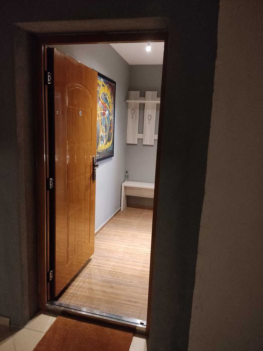 Дава се под наем Едностаен апартамент в Петрич - 60 кв.м за 388.62 € - Снимка #12